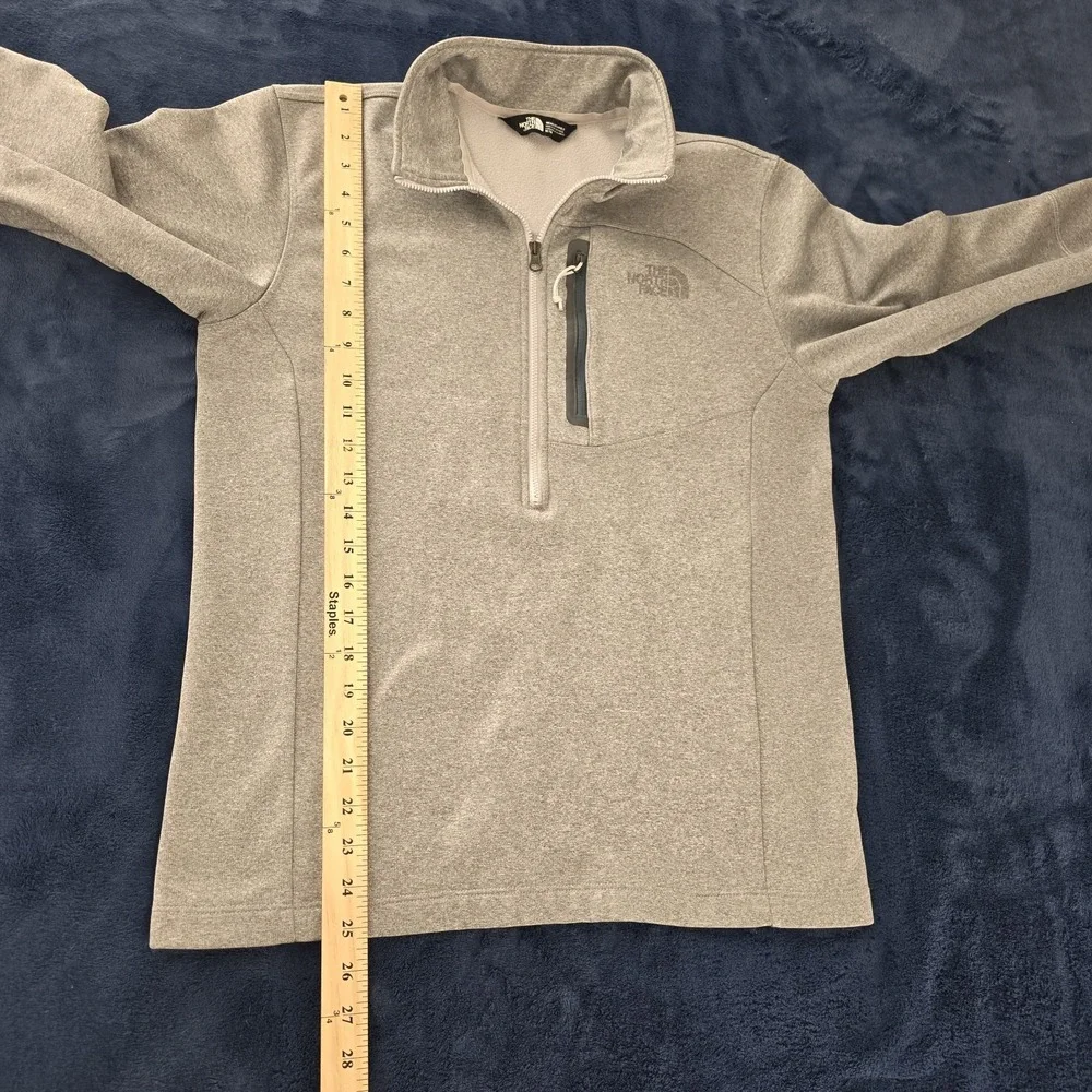The North Face Men's Half Zip Pullover Sweatshirt Gray‎ Size Medium